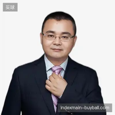 黄彤